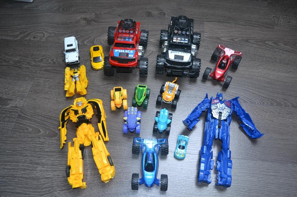 Figurines transformers (robots), autos, monster trucks, etc, Enlèvement ou Envoi, Utilisé