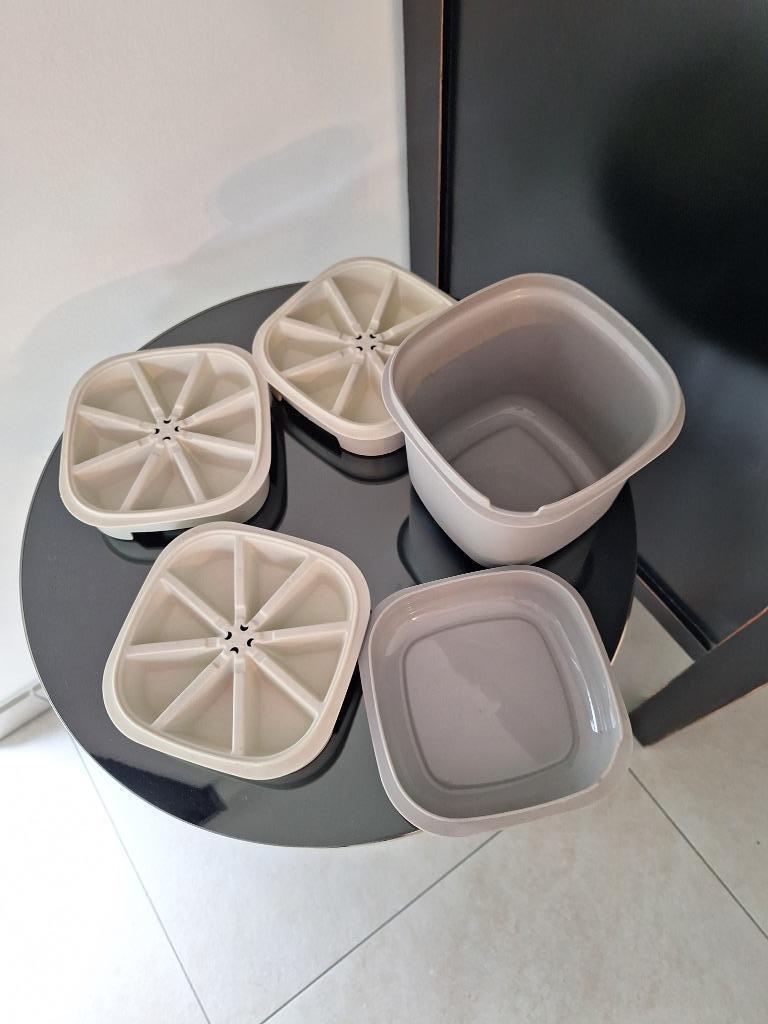 Seau à glace avec formes a glaçons tupperware, Enlèvement ou Envoi, Utilisé, Autres types