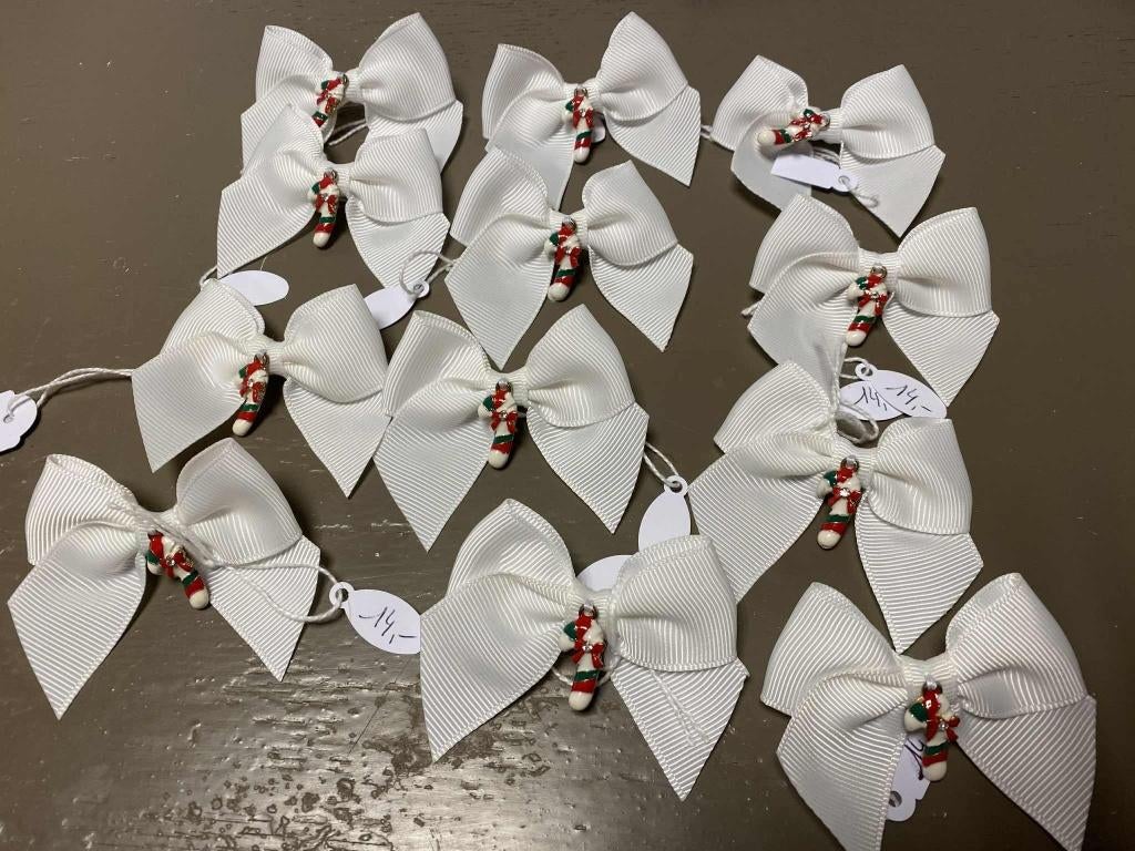 Kerststrikjes om op kleding te spelden, Hobby en Vrije tijd, Naaien en Fournituren, Nieuw, Applicatie, Ophalen of Verzenden