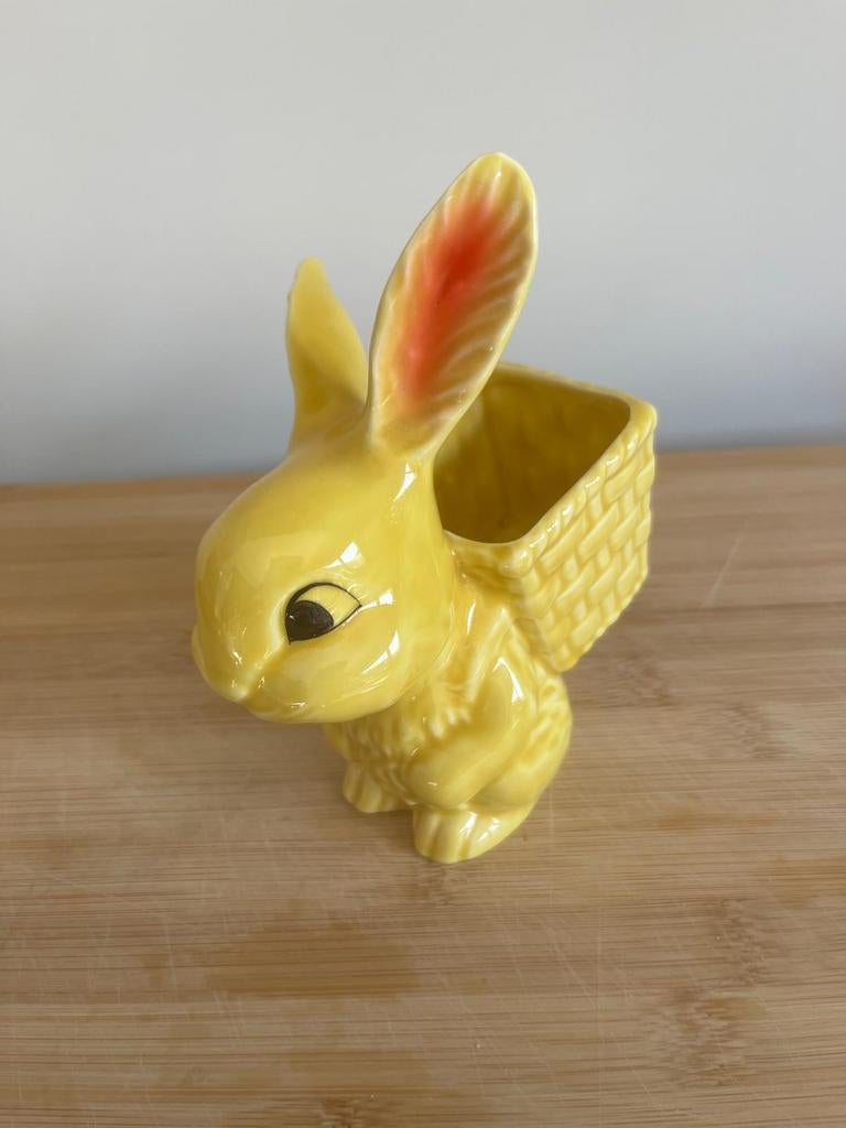 Goebel: konijn met mandje, Diversen, Ophalen of Verzenden