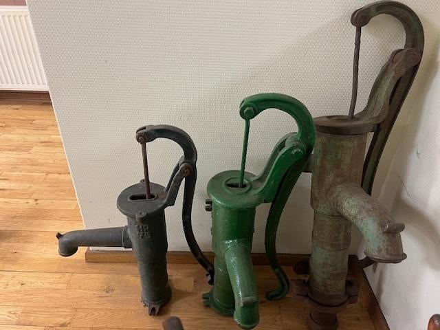 pompes à eau 3x décoration, vintage, jardin, Jardin & Terrasse, Enlèvement, Utilisé, Fonte, Autres types