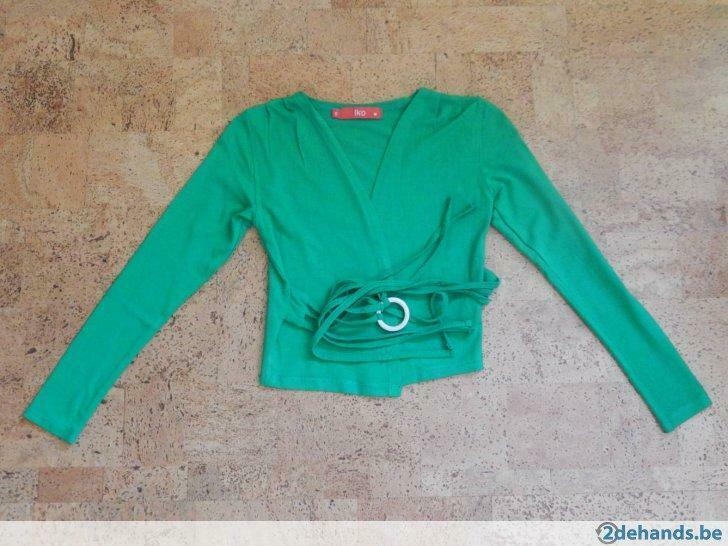 als nieuw: groene vest (bolero) IKO - maat 8j - NP53€, Kinderen en Baby's, Kinderkleding | Maat 128, Zo goed als nieuw, Meisje
