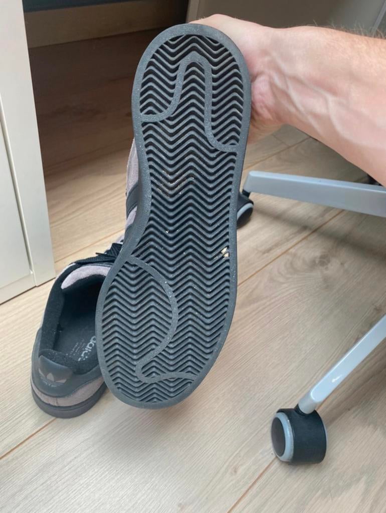Campus d'Adidas, Enlèvement, Comme neuf