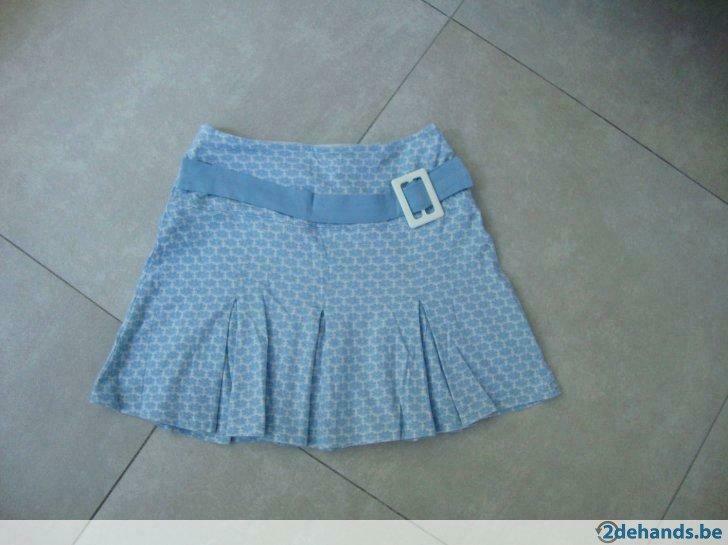 Rok blauw plissé Becopa met gesp Mt 122, Ophalen of Verzenden, Gebruikt, Meisje, Jurk of Rok