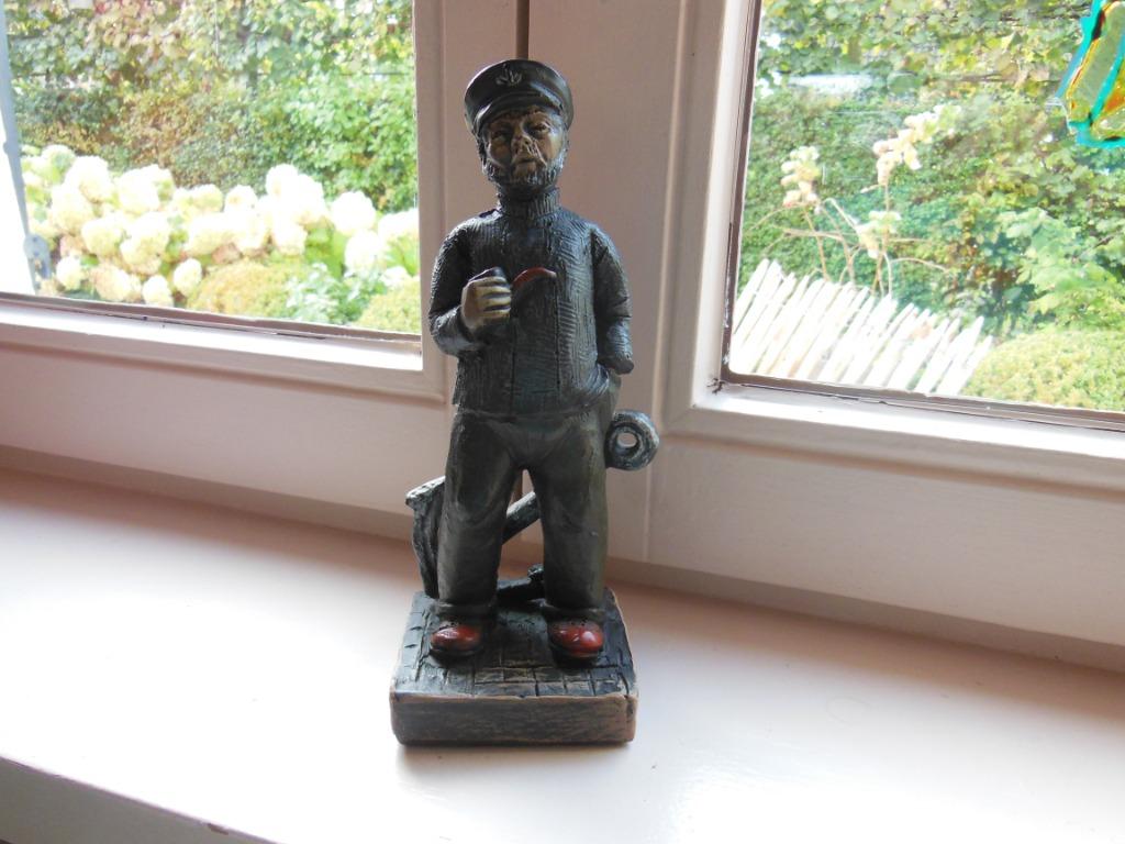 *  beeldje zeeman/ kapitein, Antiek en Kunst, Ophalen of Verzenden