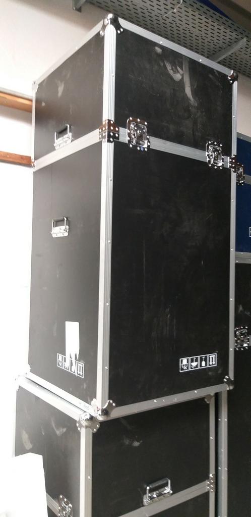 Flghtcase / koffer, hoog en laag model,., Muziek en Instrumenten, Ophalen, Zo goed als nieuw