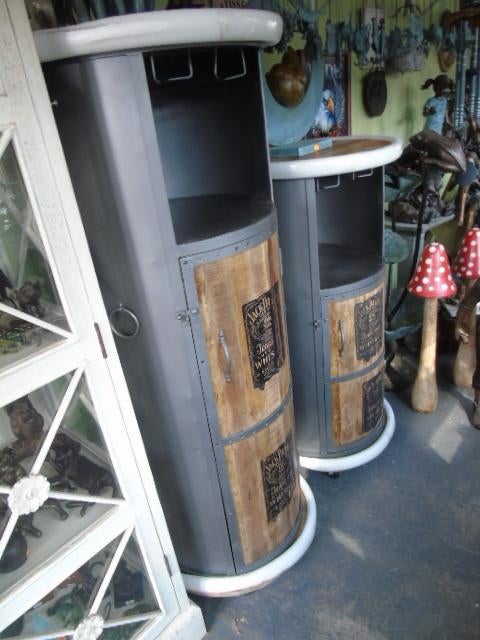 JACK DANIELS houten en metalen stang op wielen, Ophalen, 5 tot 15 flessen, Nieuw, 75 cm of meer