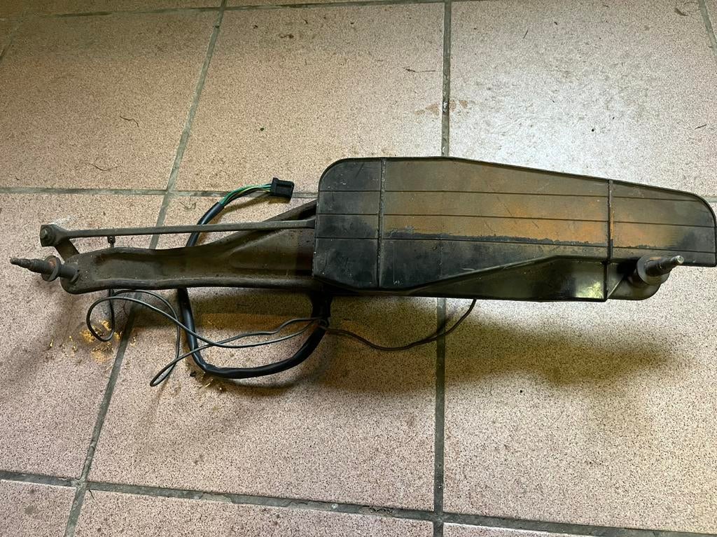 Ruitenwissermotor compleet Volkswagen kever 1303, Auto-onderdelen, Ophalen of Verzenden, Volkswagen