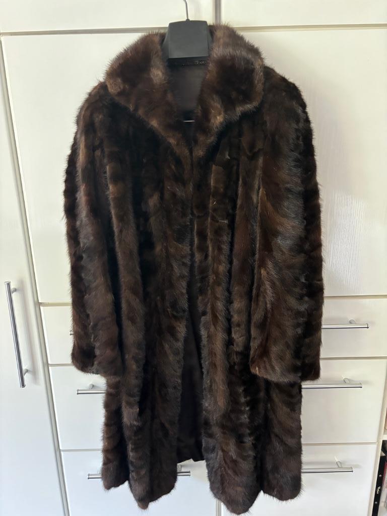 Prachtige mantel in Nerts, Kleding | Dames, Ophalen, Zo goed als nieuw