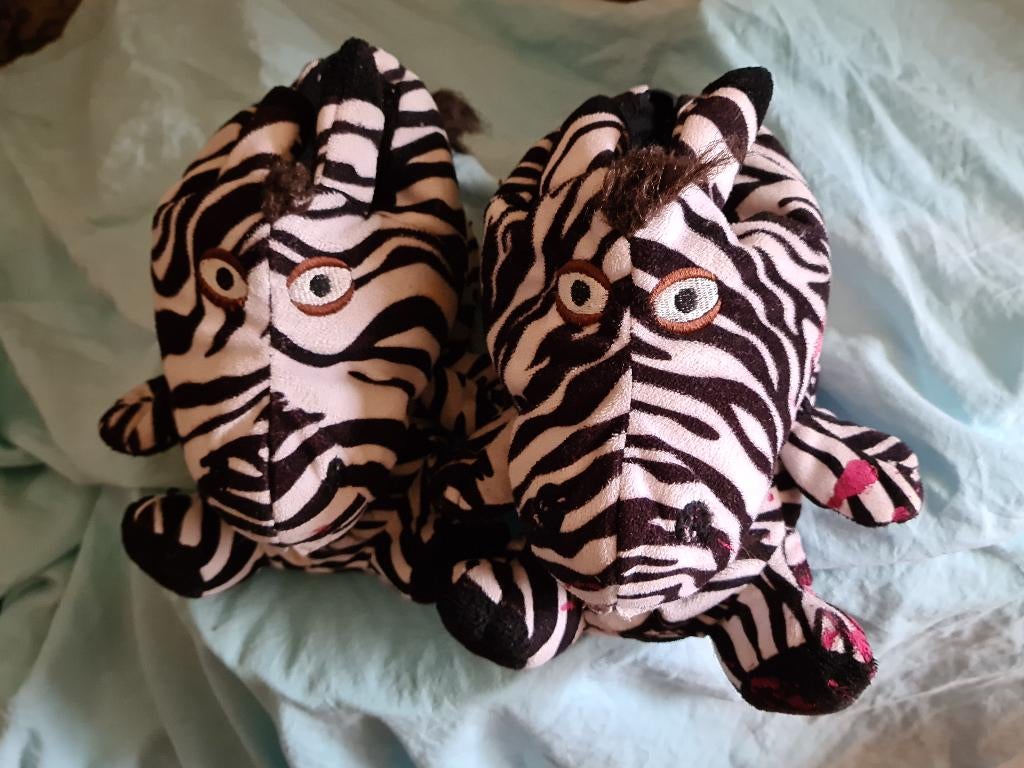 Pantoufles pour enfant motif zèbre 17 cm, Enlèvement, Pantoufles