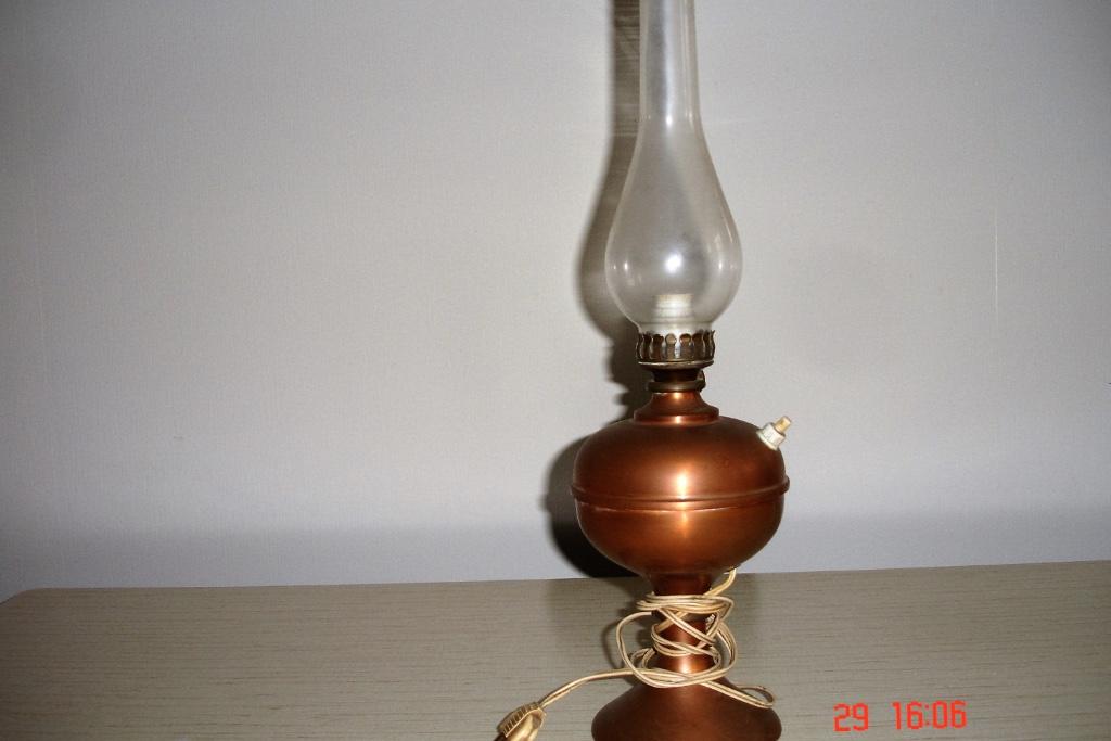 Petroleumlamp, Antiek en Kunst, Ophalen of Verzenden