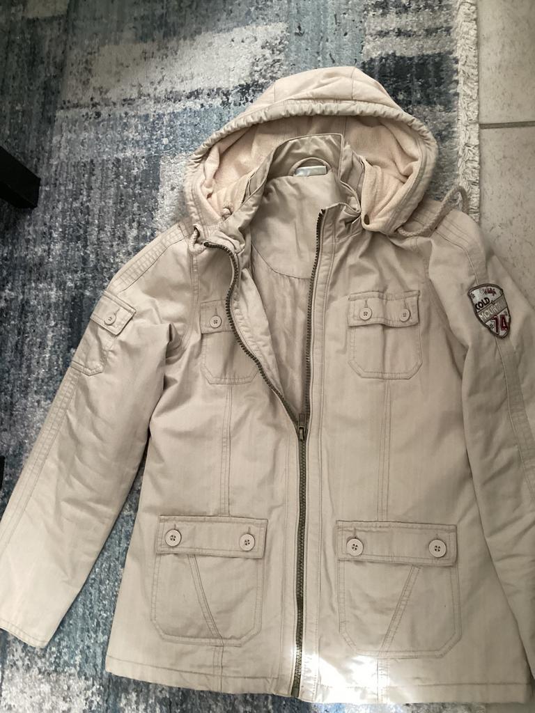 Beige damesjas, Ophalen, Zo goed als nieuw, Maat 38/40 (M), Beige