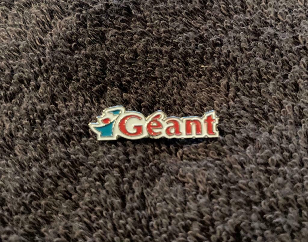 PIN - GÉANT, Verzenden, Gebruikt, Overige onderwerpen, Speldje of Pin