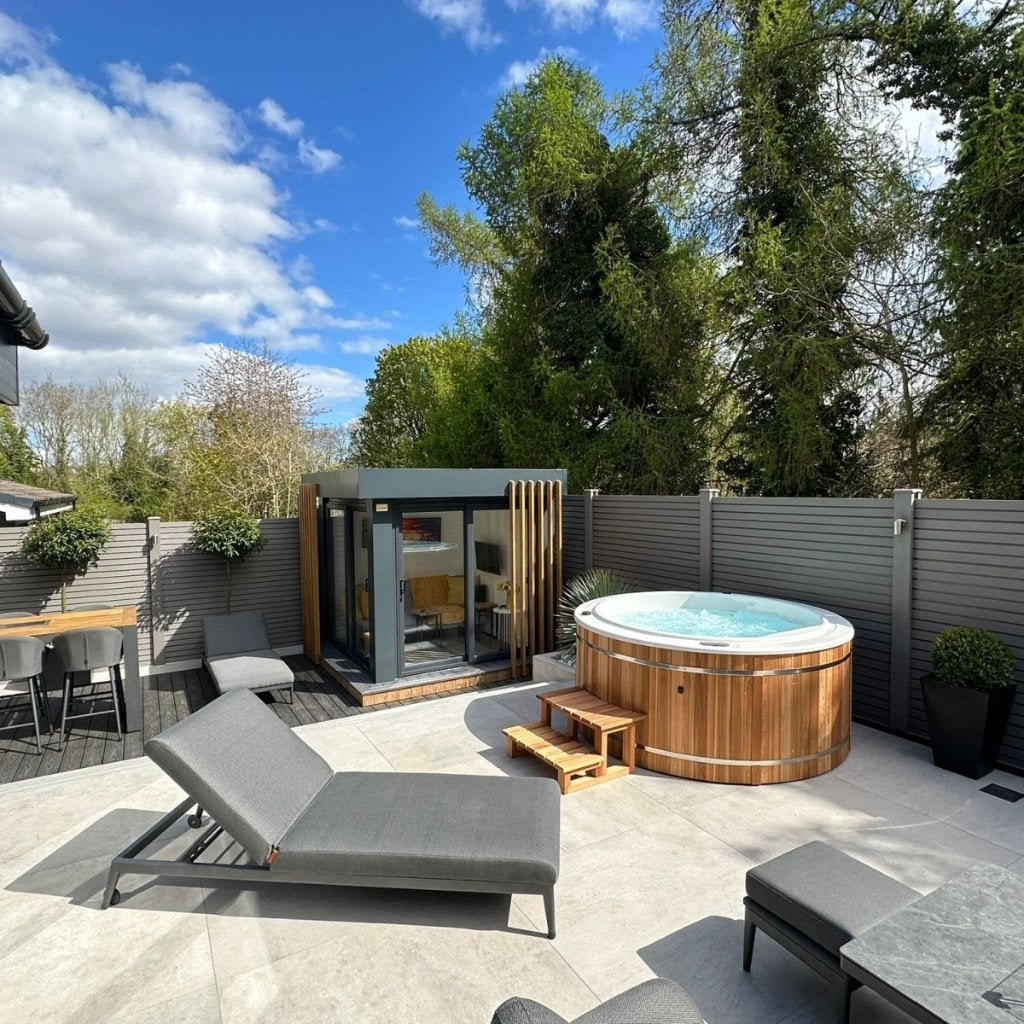 Prachtige jacuzzi cederhout/muziek/shiatsu/Gratis levering, Ophalen, Nieuw, Hout
