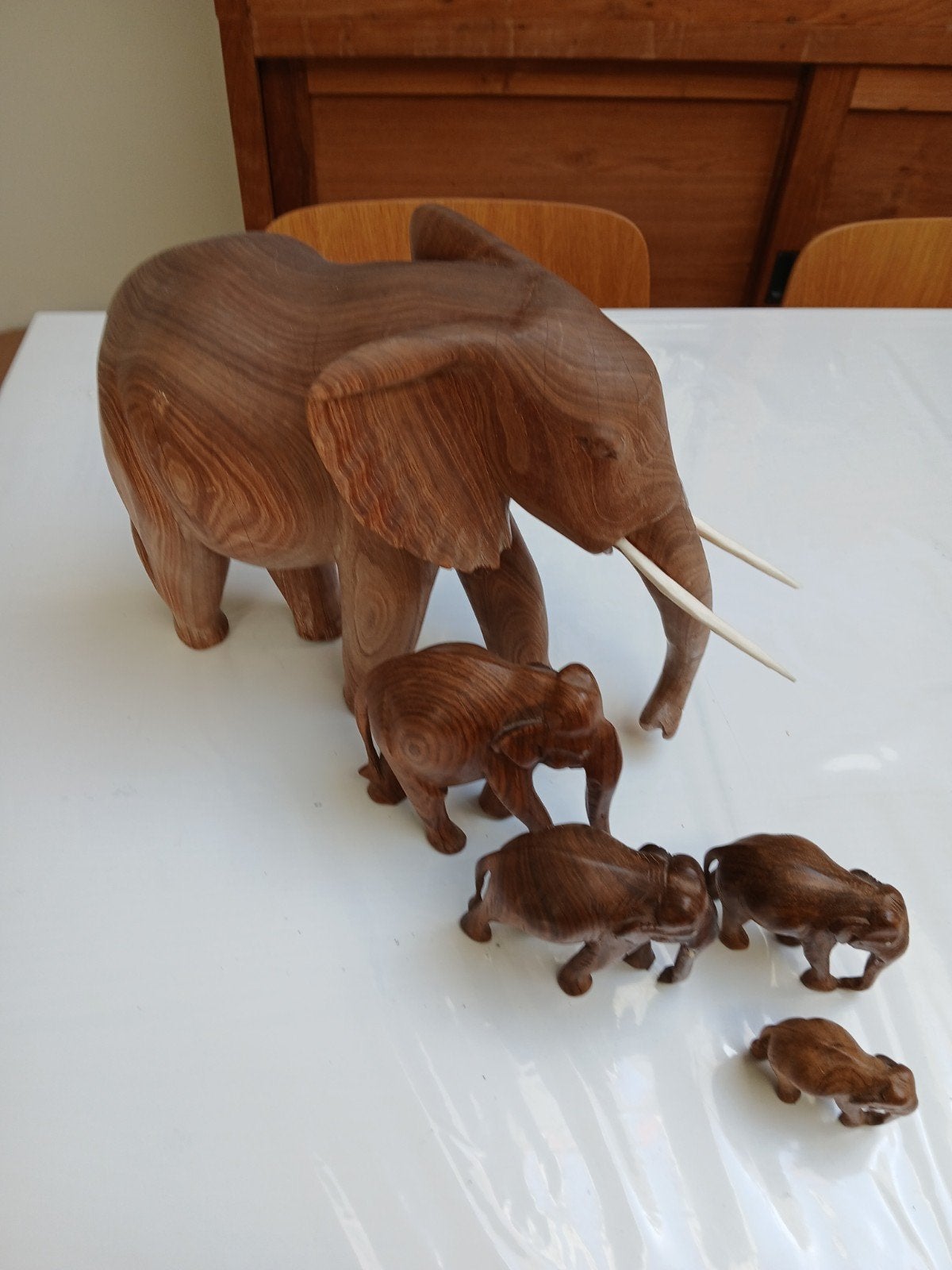 Kudde houten olifanten, Antiek en Kunst, Afrika, Ophalen