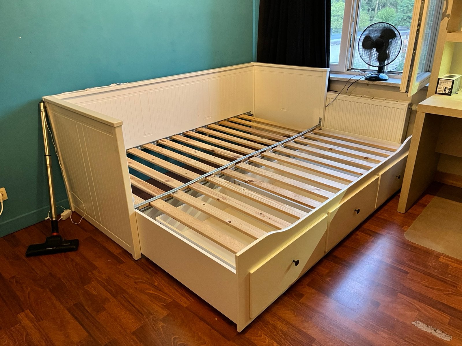 Hemnes bedbank met 3 laden, Ophalen, Gebruikt, 180 cm of meer, 70 tot 85 cm