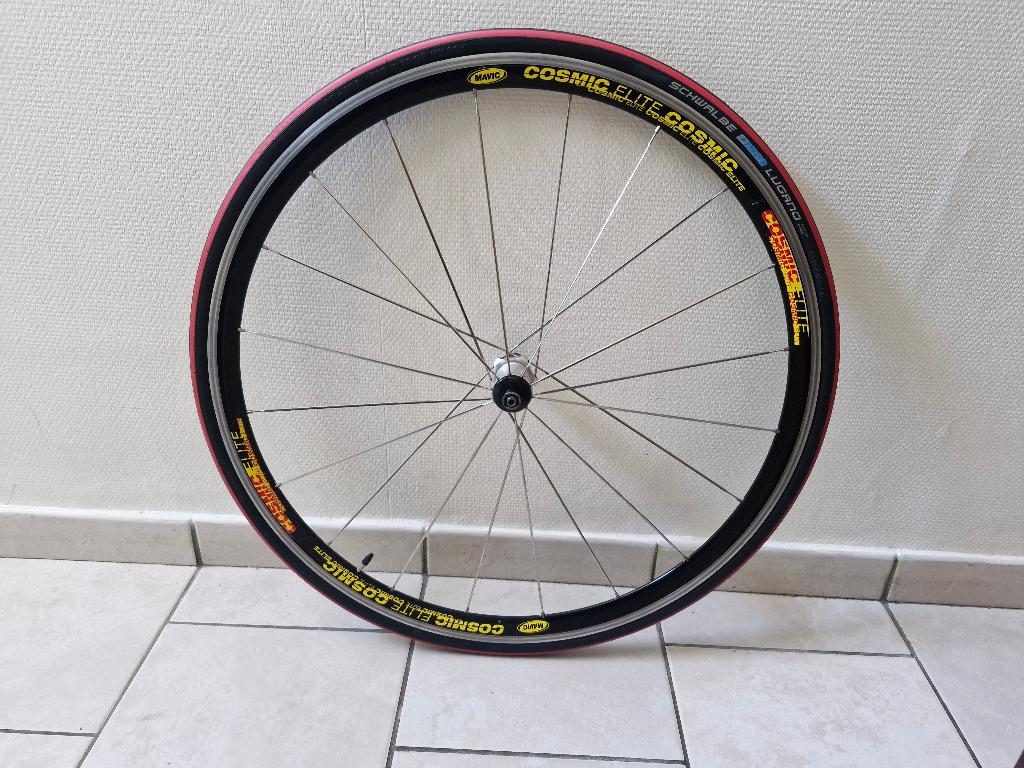 MAVIC COSMIC ELITE VOORWIEL (zie beschrijving), Fietsen en Brommers, Fietsonderdelen, Ophalen, Band