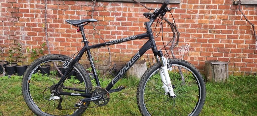 Vélo VTT en aluminium 26 pouces à 24 vitesses, modèle exclus, Enlèvement ou Envoi