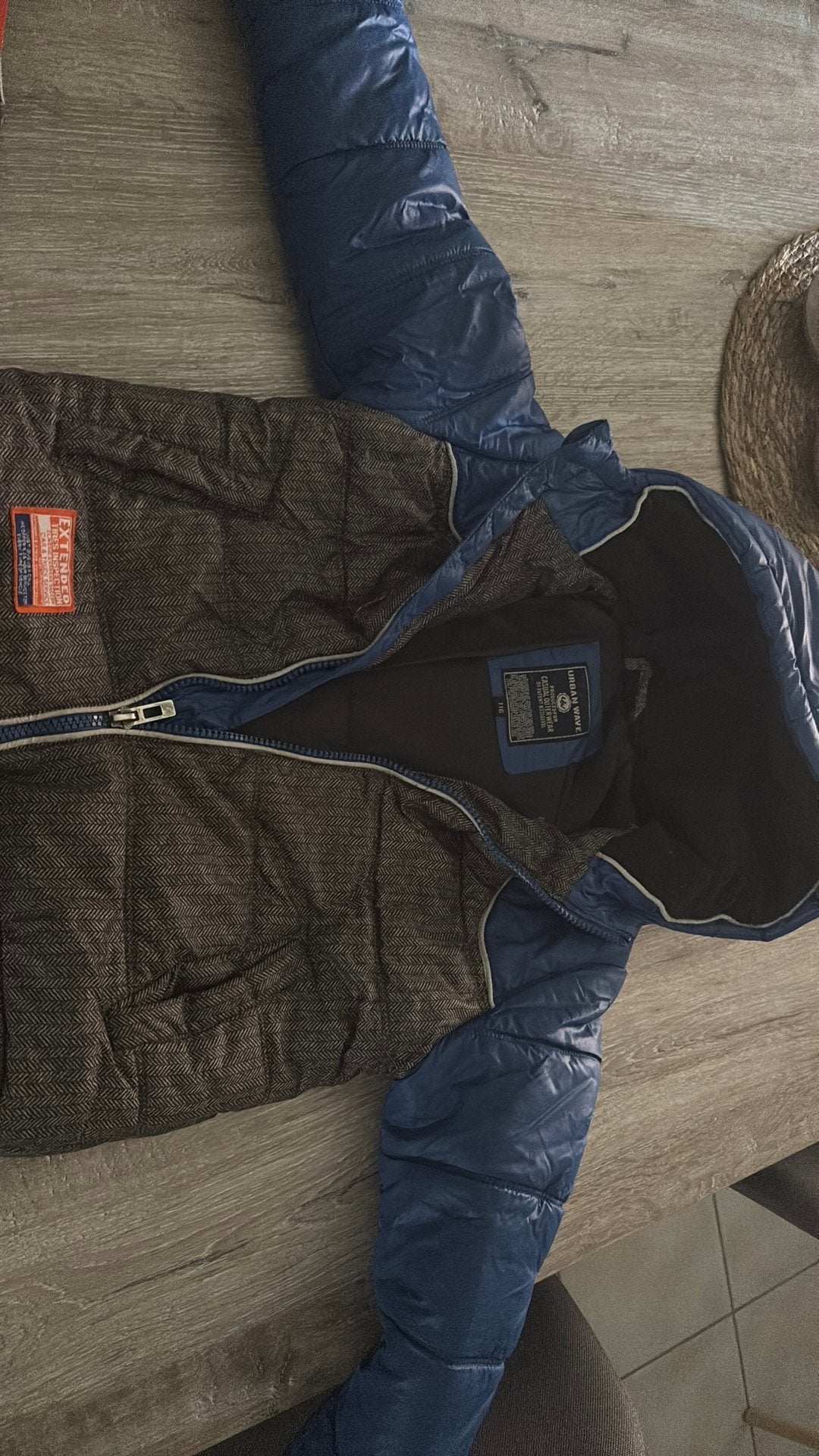 Winterjas met kap maat 116, Ophalen, Zo goed als nieuw, Maat 116