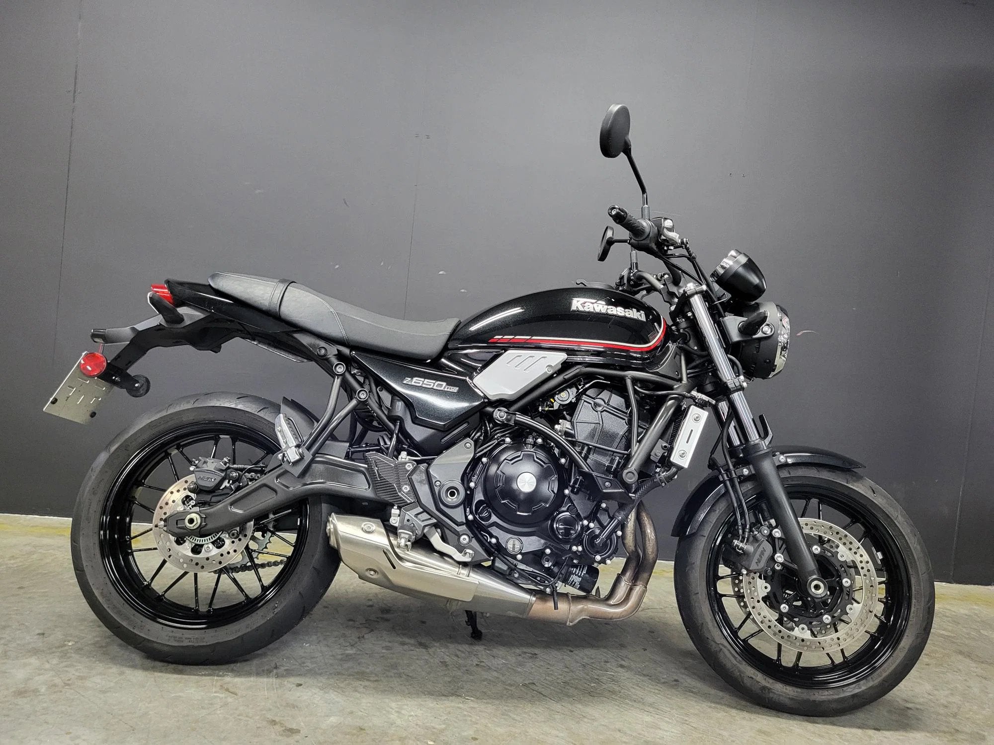 Kawasaki Z 650 RS dé klassieke naked in zijn segment, Entreprise, Plus de 35 kW, 650 cm³, Autre
