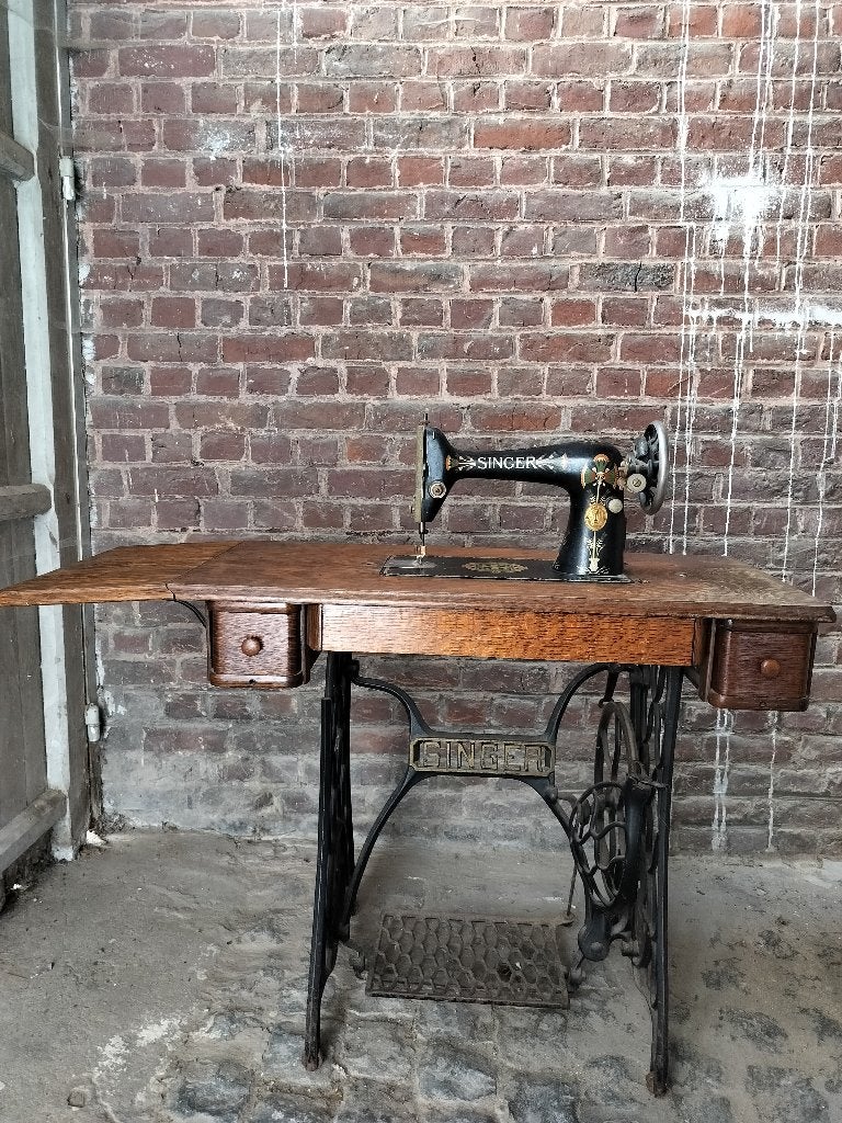 Antieke Singer trapnaaimachine, model 66K, Antiek en Kunst, Ophalen