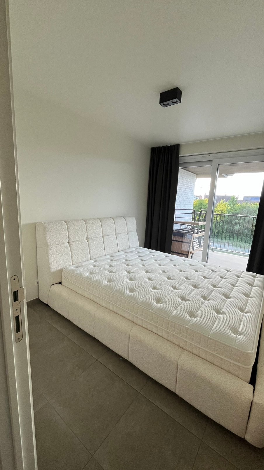 Bed 160x200cm, Ophalen