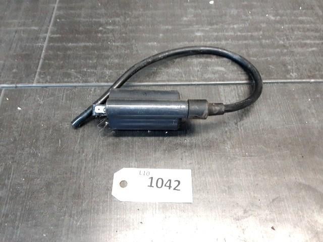 Monster 750 1996 - 2004 Ducati Bobijn bougiekop D1-61346
