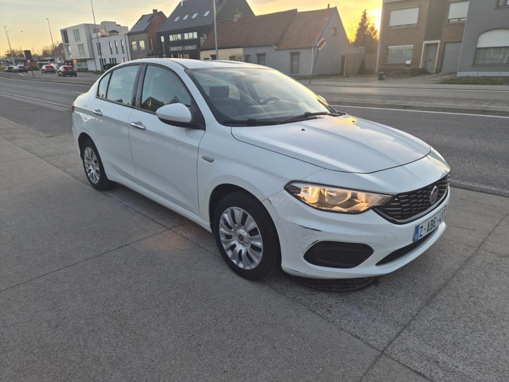 Fiat Tipo 1.4 Benzine Euronorm-6b, Auto's, Bluetooth, Euro 6, Wit, Bedrijf