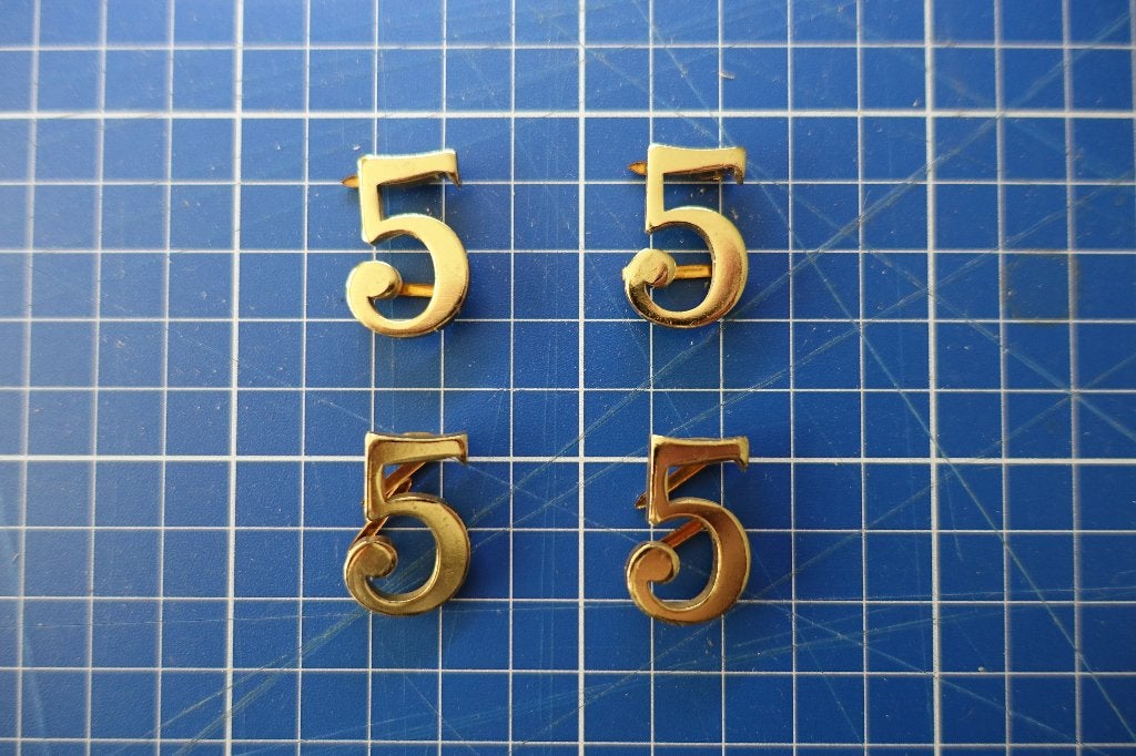 ABL #61 - CIJFER 5 VOOR UNIFORM (set), Verzamelen, Ophalen of Verzenden, Landmacht, Embleem of Badge
