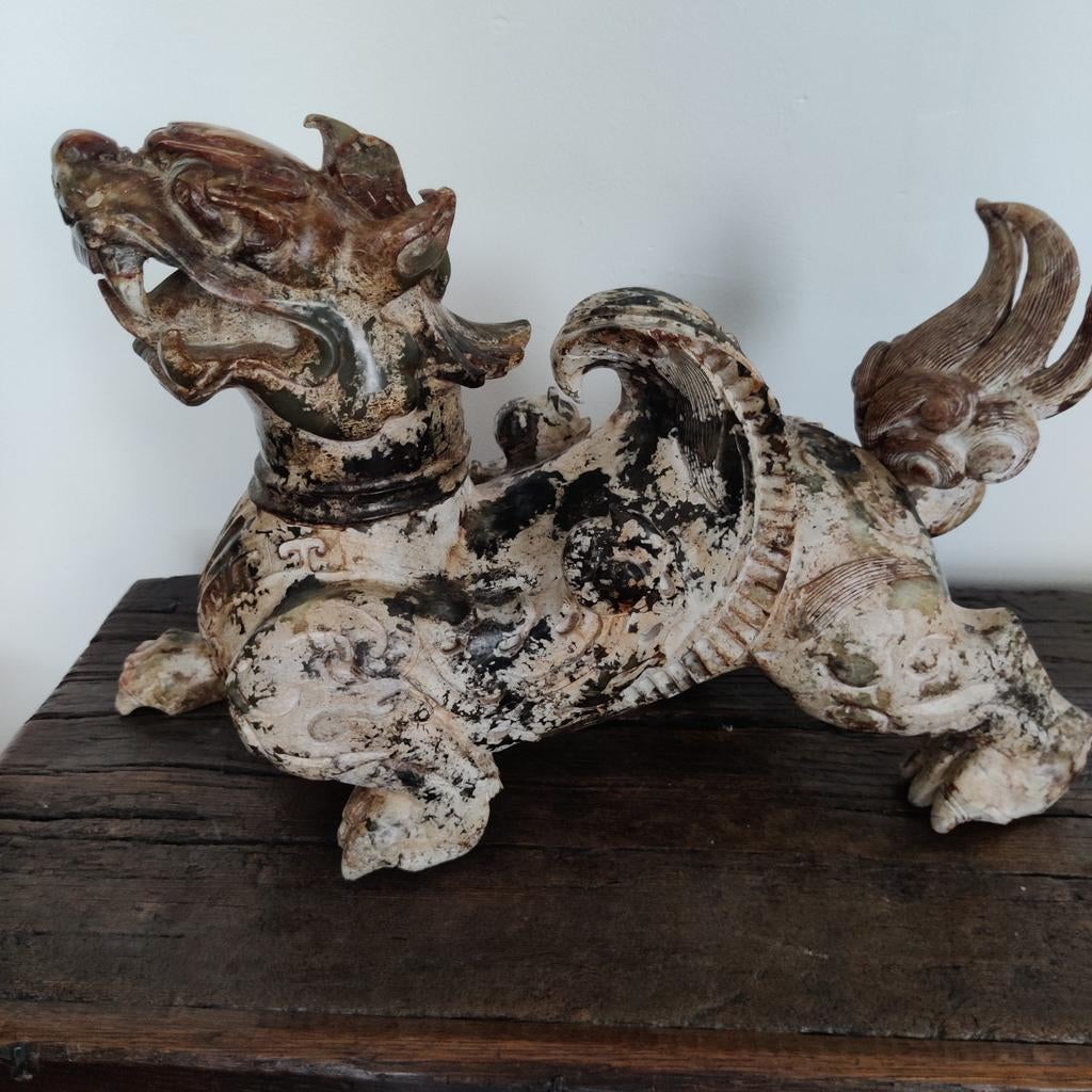 Prachtige foo dog in zeepsteen, Enlèvement