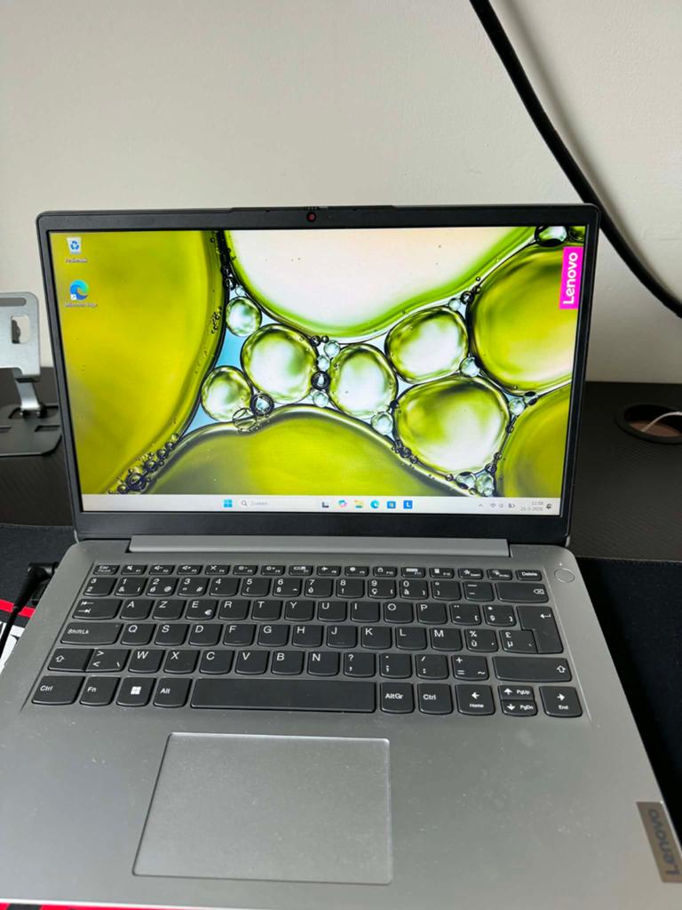 Lenovo laptop, Computers en Software, Ophalen, Zo goed als nieuw