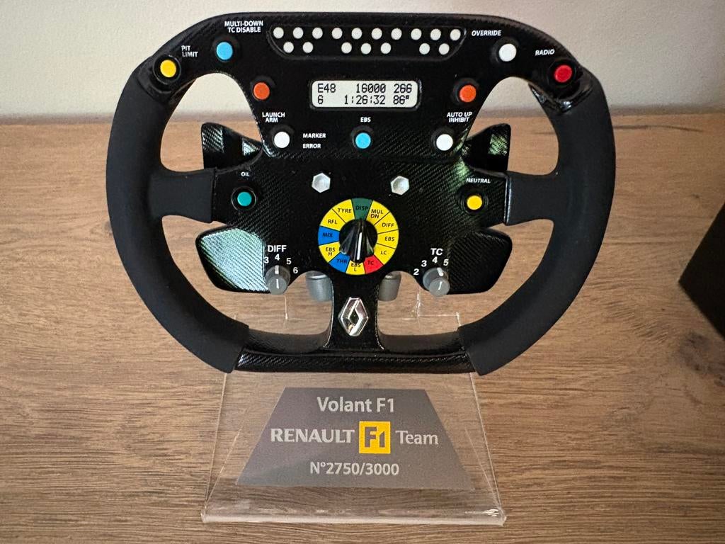 Stuurwiel Renault F1 Team R25 1:2, Ophalen of Verzenden
