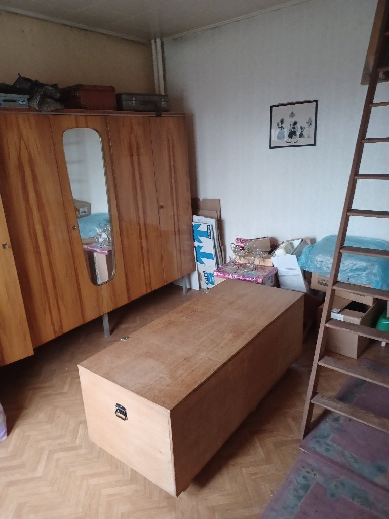 oude meubels gratis, Huis en Inrichting, Ophalen, Gebruikt, Vintage, 8 stoelen of meer
