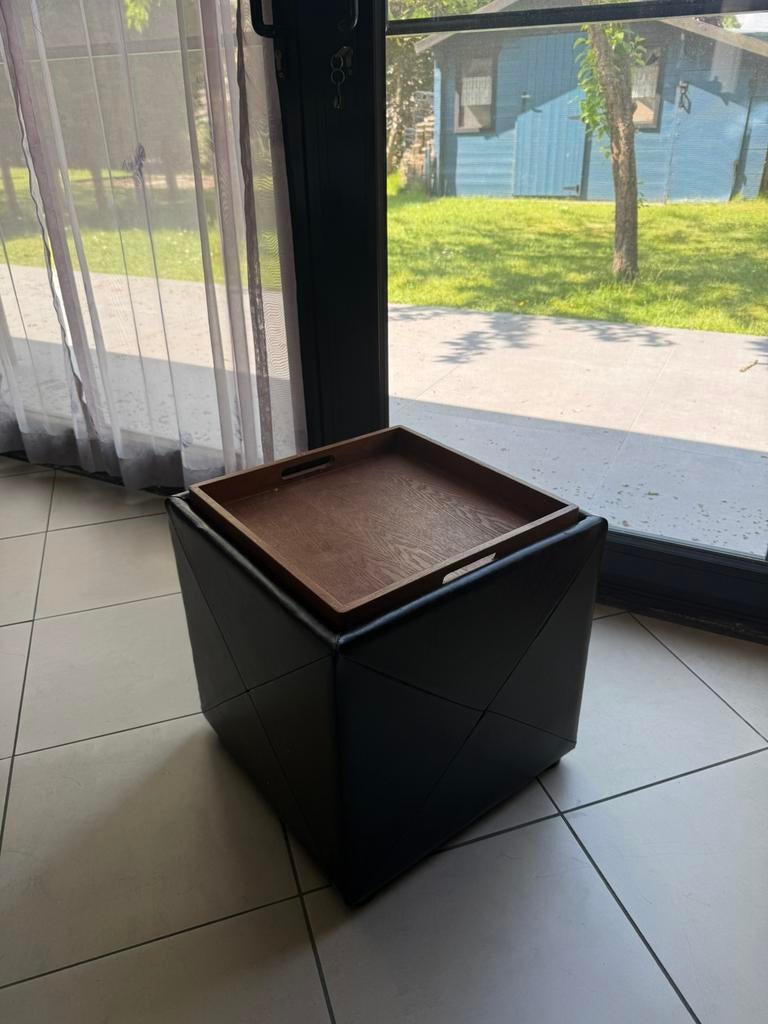 Leder salontafel met opberg, Huis en Inrichting, Tafels | Salontafels, Ophalen, Zo goed als nieuw