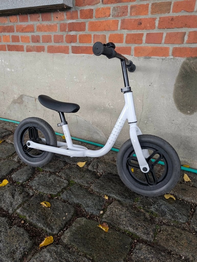 loopfiets kleuter, Ophalen, Zo goed als nieuw, Minder dan 16 inch, Btwin Decathlon