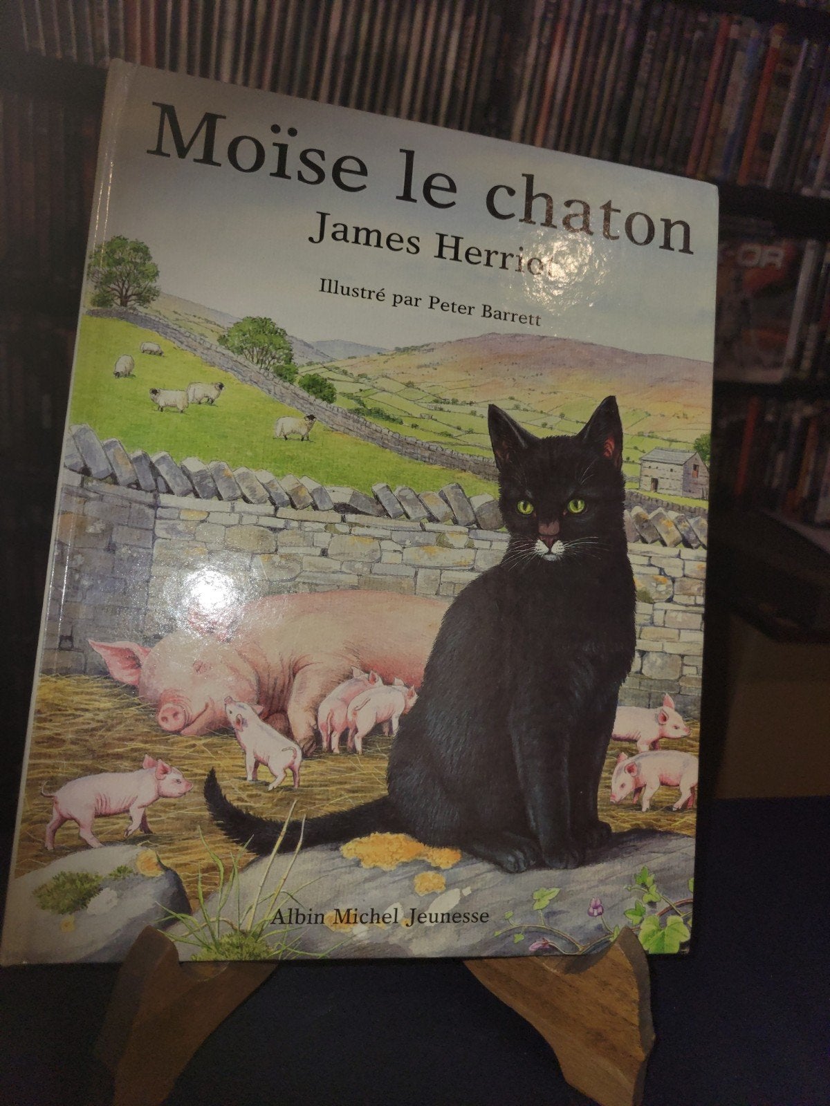livre illustré enfant Moïse le chaton., Boeken, Verzenden, Gelezen, James Herriot, Fictie algemeen