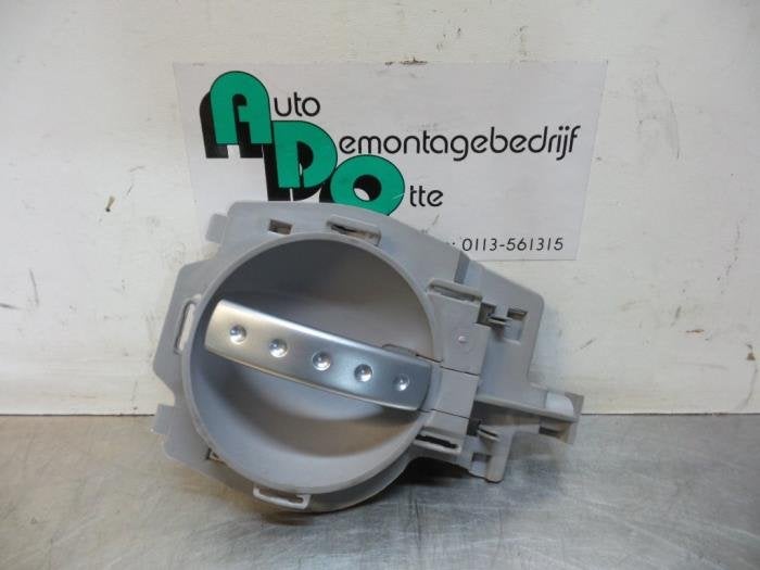 Poignée portière 4portes avant droite d'un Citroen C3 (C3, Autos : Pièces & Accessoires, Carrosserie & Tôlerie, Citroën, Utilisé