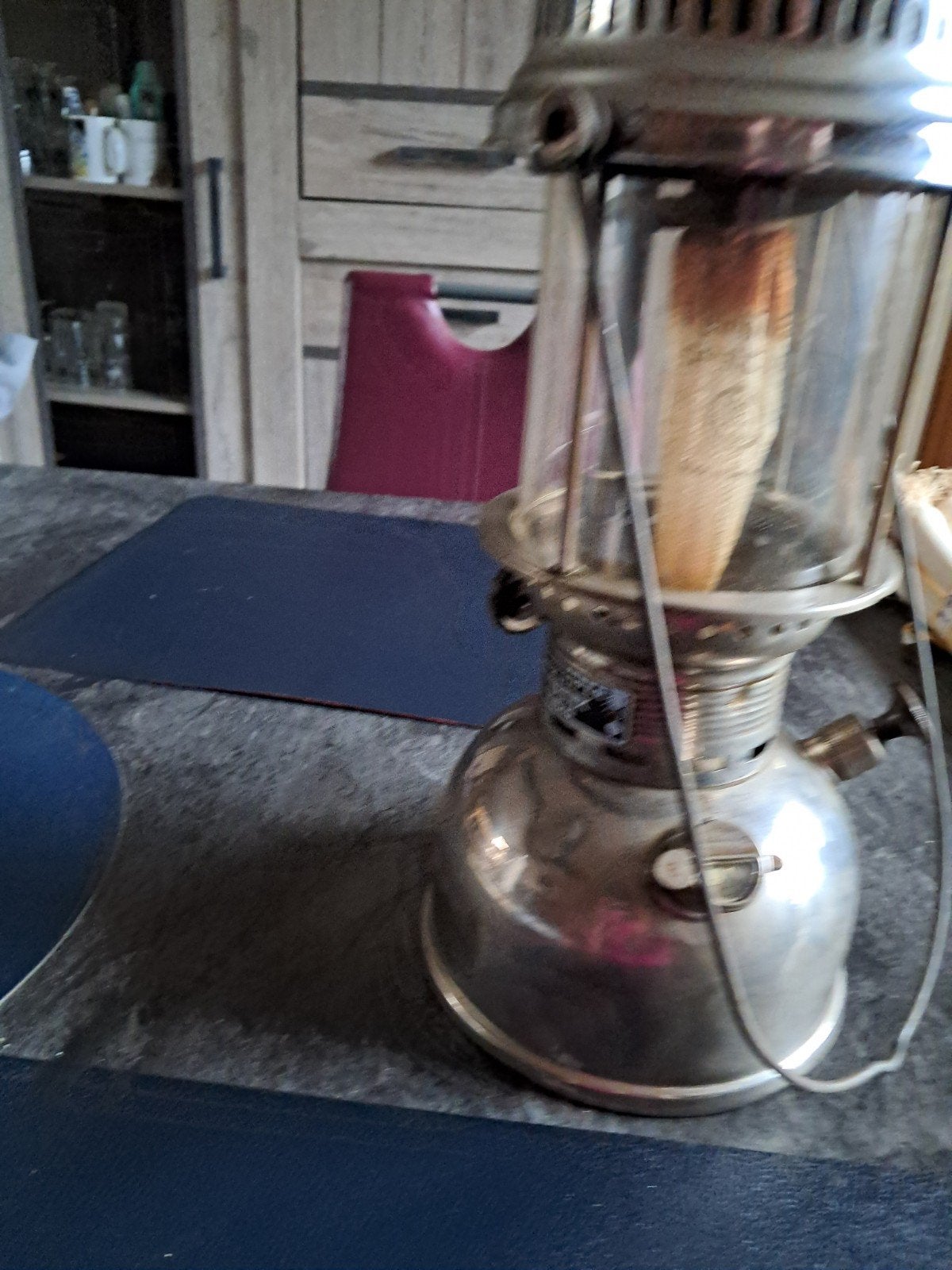 lampe ancienne de militaire, Enlèvement ou Envoi