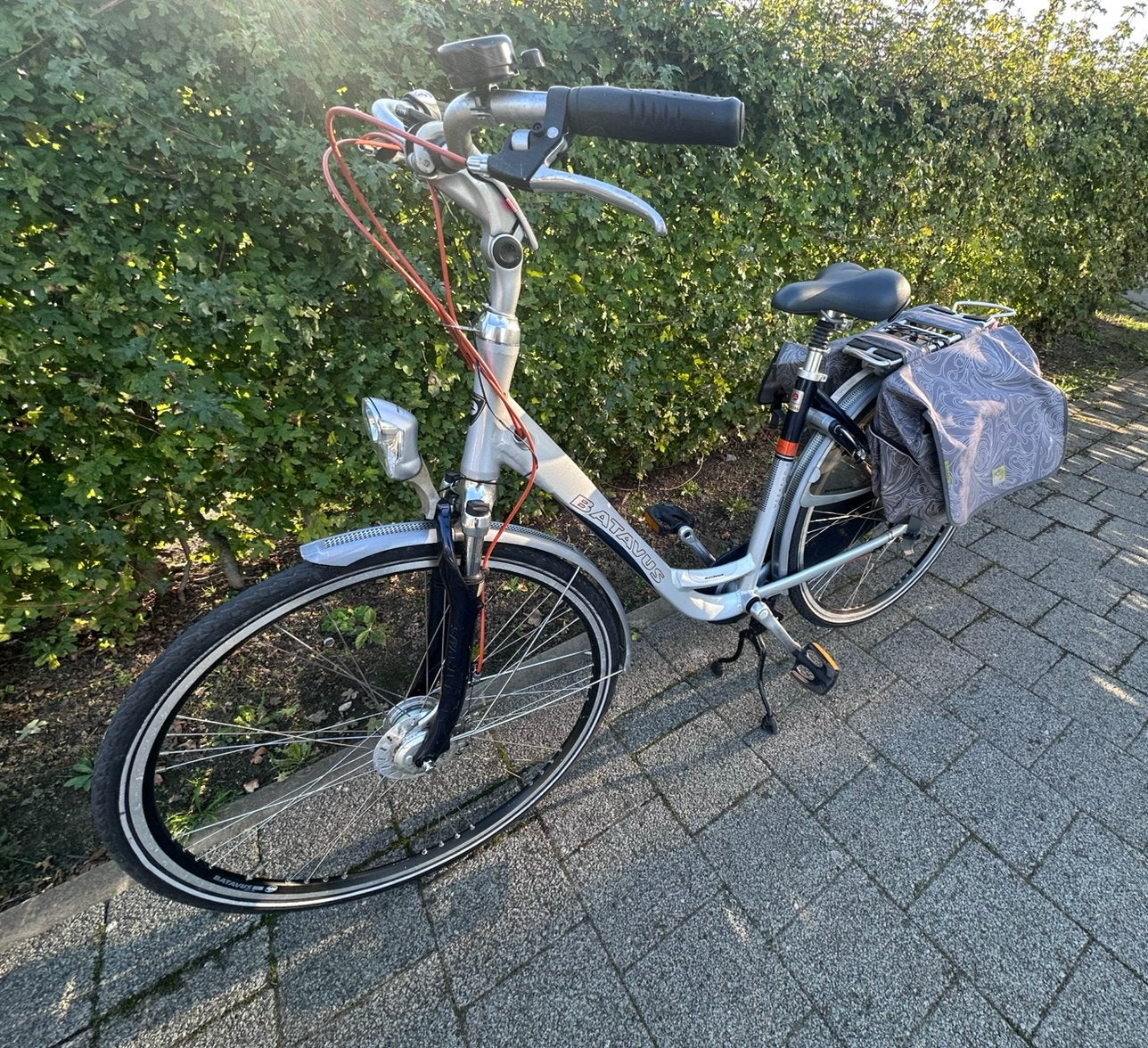 Vélo Batavus pour femme avec sacoches, Enlèvement, Comme neuf, Batavus