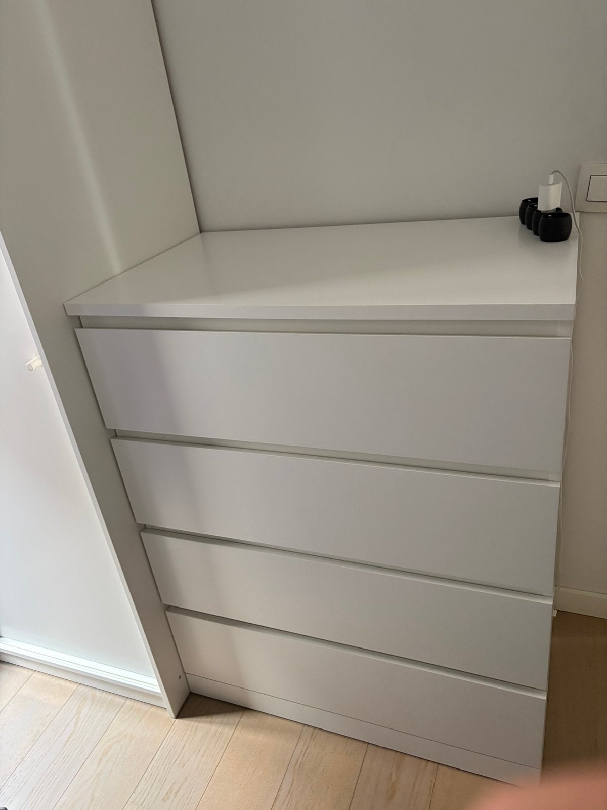 MALM ladekast IKEA, Huis en Inrichting, Ophalen, Zo goed als nieuw