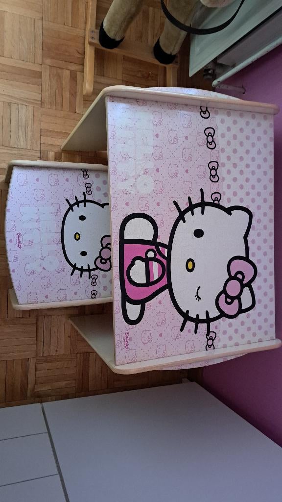 tafel en stoeltje hello kitty, Ophalen, Gebruikt, Tafel(s) en Stoel(en)