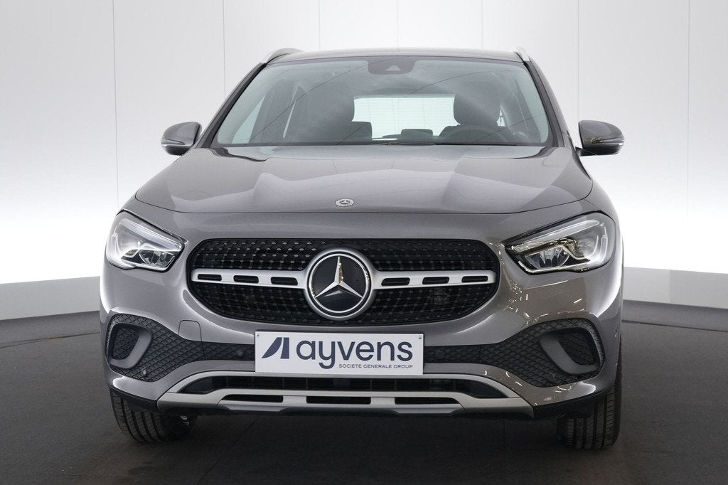 (2BJJ813) MERCEDES-BENZ GLA, Auto's, Stof, Gebruikt, Euro 6, 136 pk