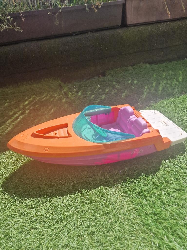 Barbie boot, Kinderen en Baby's, Speelgoed | Poppen, Ophalen, Zo goed als nieuw, Barbie