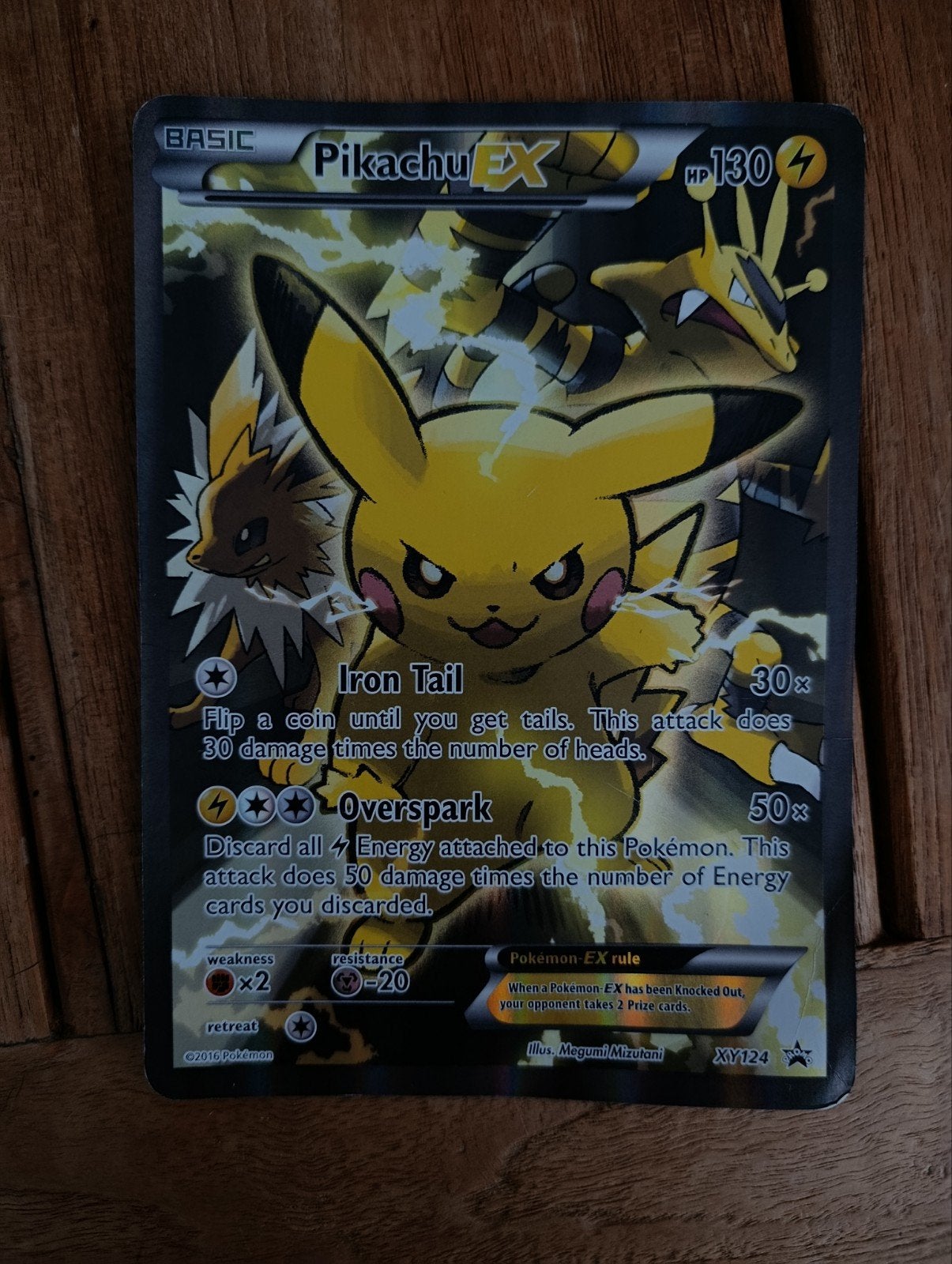 Grote Pikachu ex kaart, Ophalen