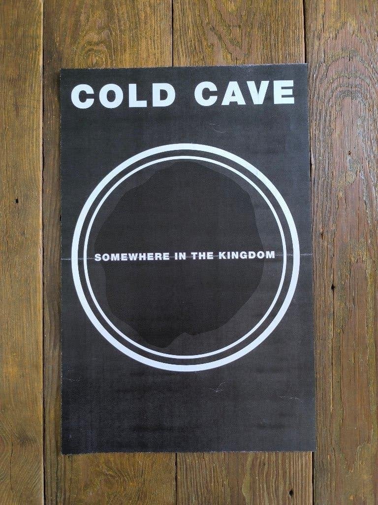Poster van de Amerikaanse band Cold Cave, electro Coldwave, Verzamelen, Posters, Gebruikt, Muziek, Deurposter of groter, Rechthoekig Staand