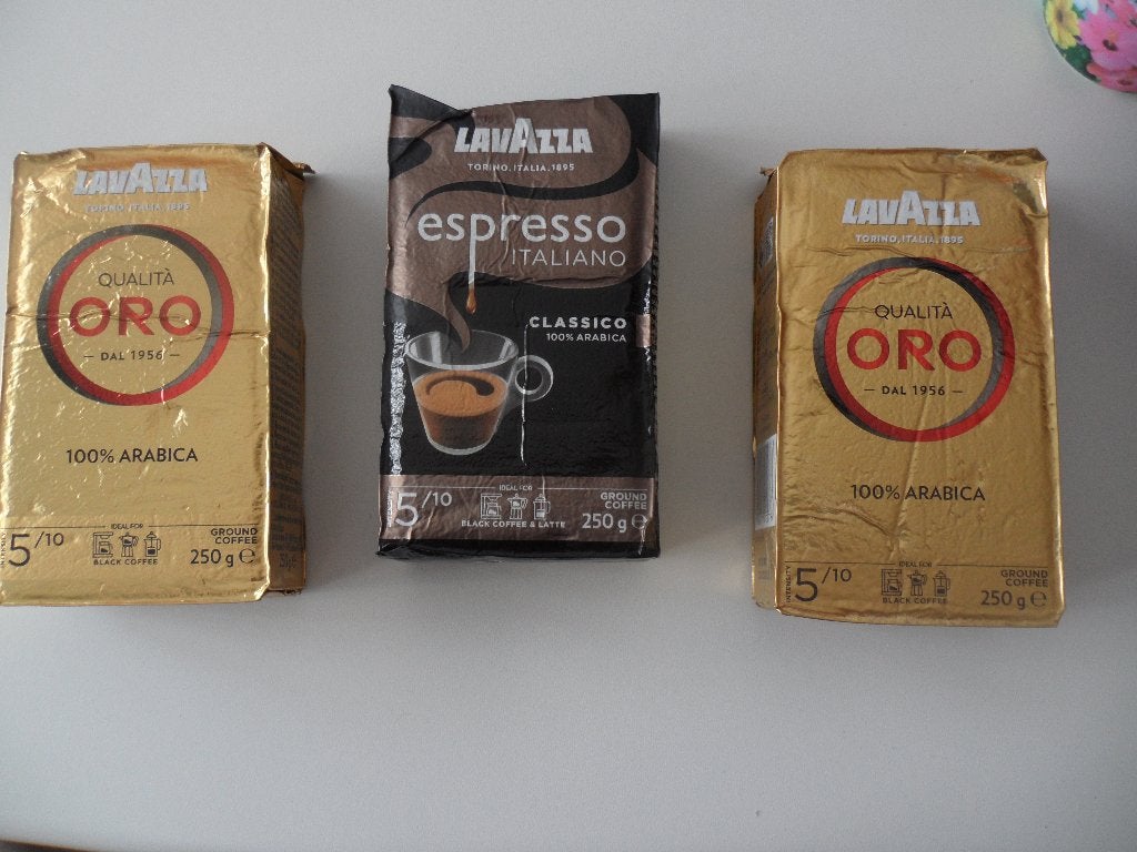 3 paquets de 250g de café moulu Lavazza, Enlèvement ou Envoi
