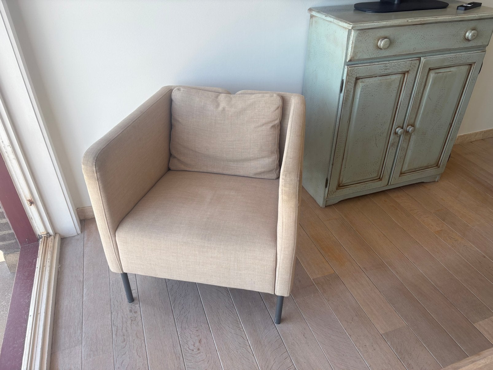 Inboedel tafel stoelen fauteuill kast commode gratis. !, Dieren en Toebehoren, Ophalen, Gebruikt