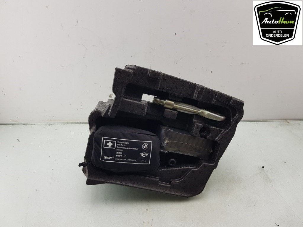 DIVERSEN Banden reparatieset 8 serie (G14) (|71106898012|), Gebruikt, BMW