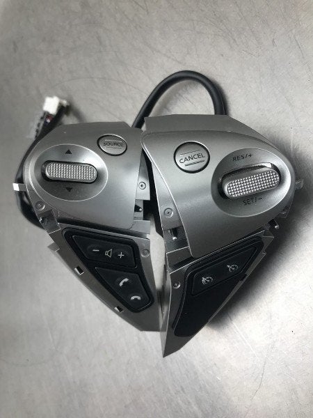 COMBISCHAKELAAR STUUR Nissan Juke (F15) (01-2010/12-2019), Gebruikt, Nissan