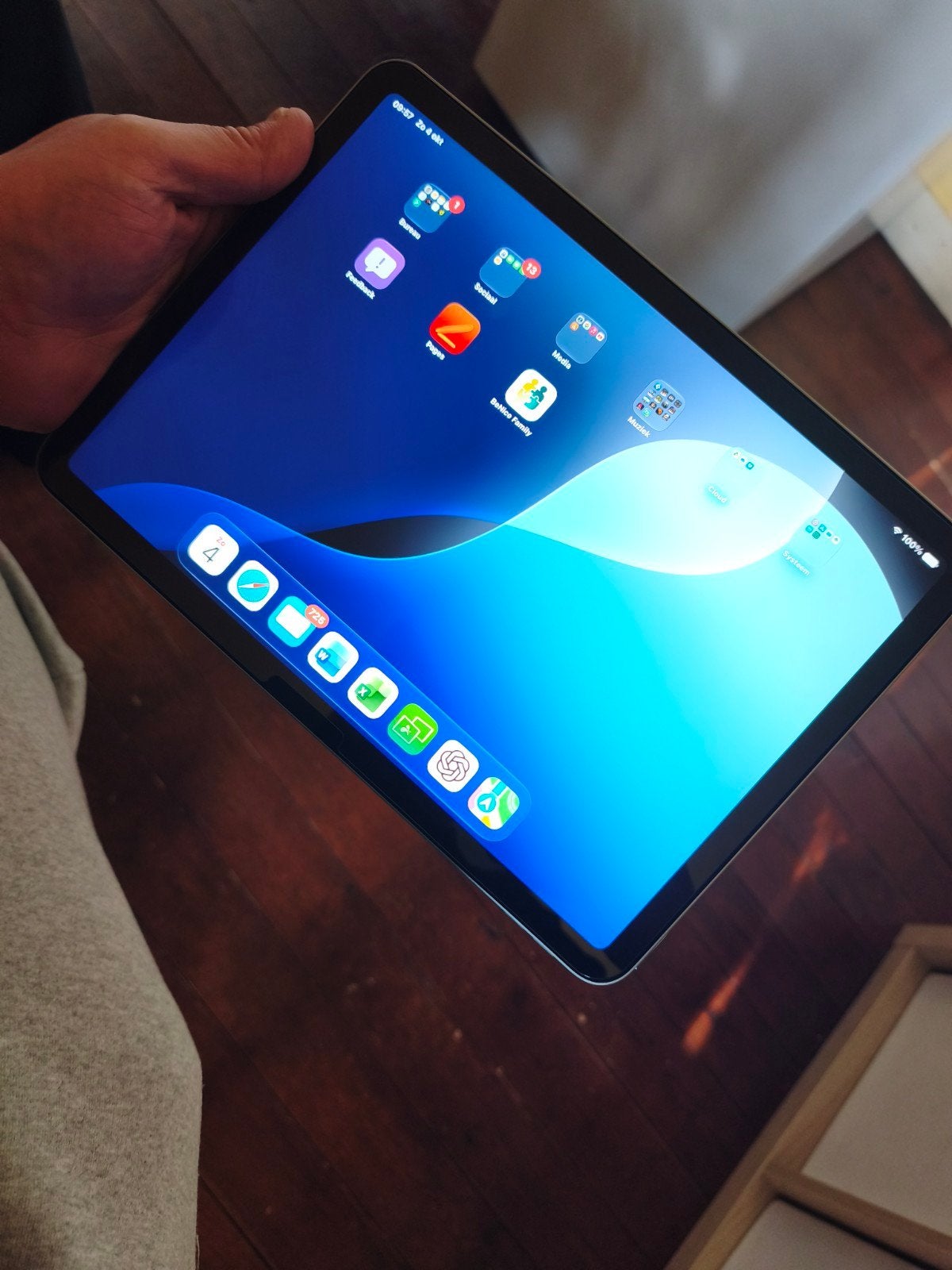 IPAD AIR M3 - 128GB met pen en kickstand backcover, Ophalen